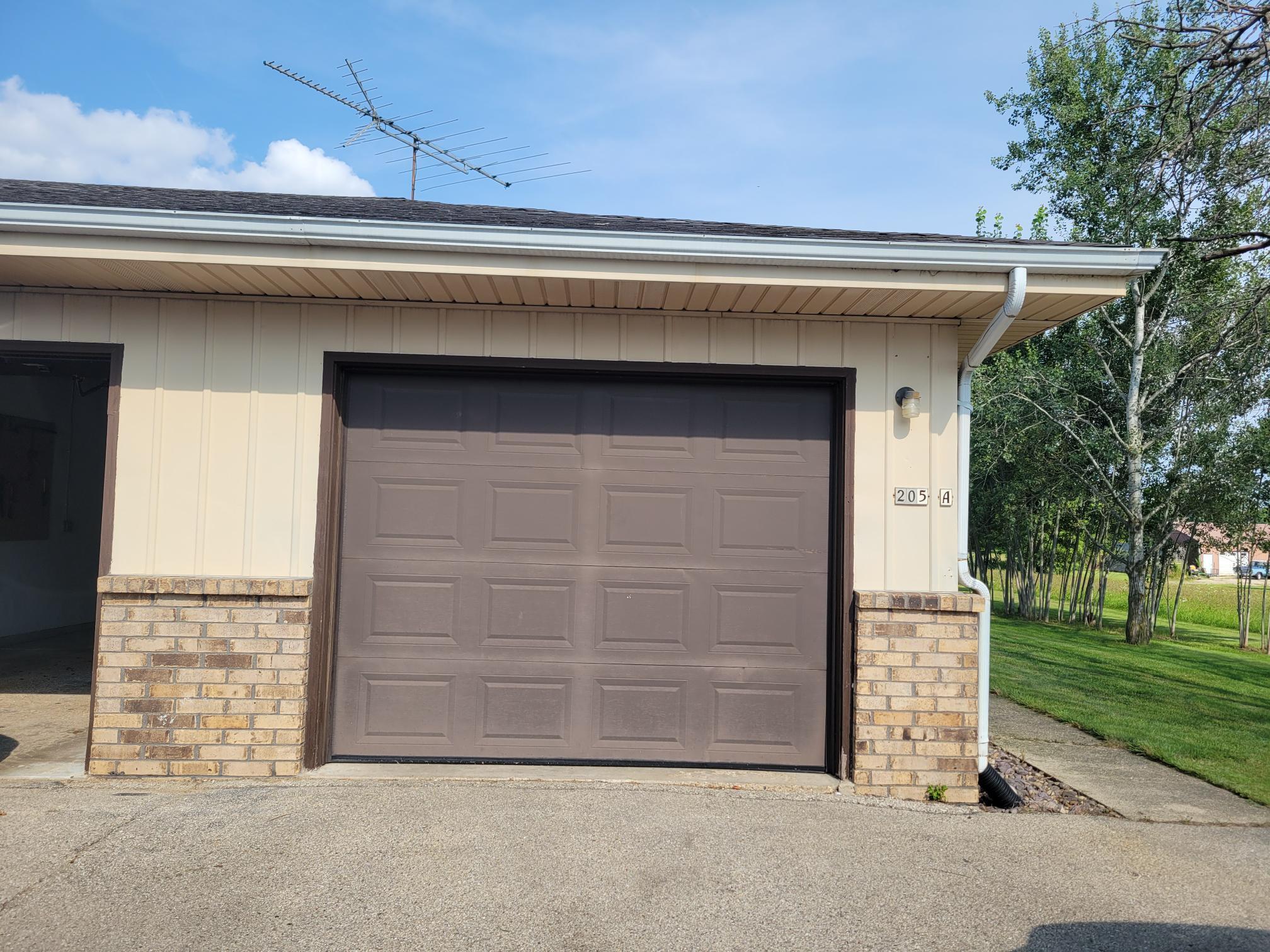 205 Sharon Street, Unit A Darien, WI 53114 - Photo 19 of 21 20250804_162100