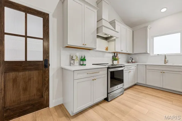 $595,000 | 70 Eagle Watch Drive, Silex, MO 63377