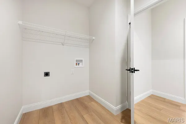 $589,000 | 70 Eagle Watch Drive, Silex, MO 63377