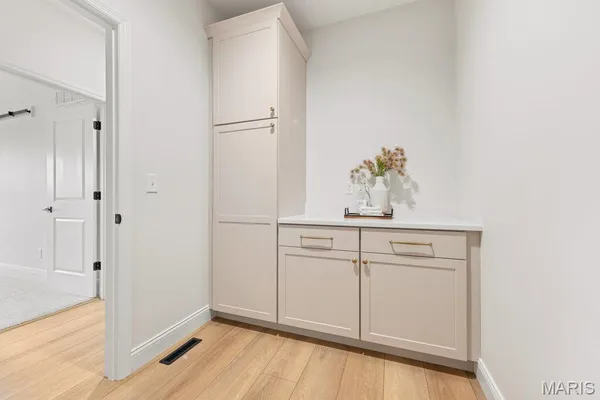 $589,000 | 70 Eagle Watch Drive, Silex, MO 63377