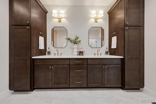 $589,000 | 70 Eagle Watch Drive, Silex, MO 63377