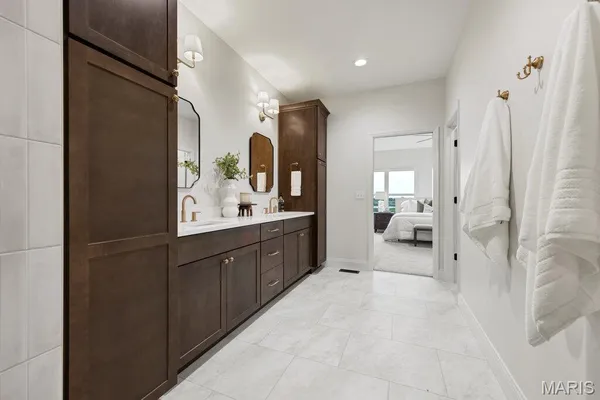 $589,000 | 70 Eagle Watch Drive, Silex, MO 63377