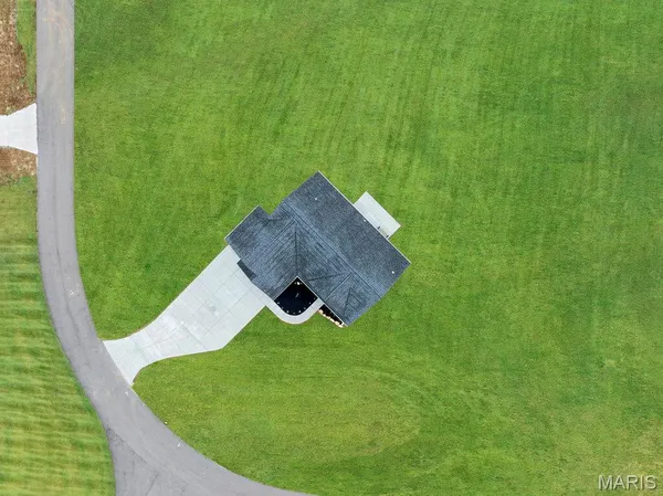 $589,000 | 70 Eagle Watch Drive, Silex, MO 63377