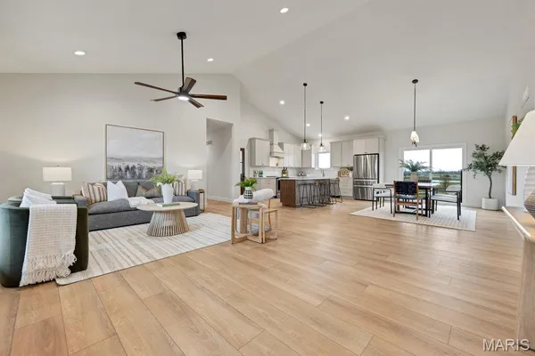 $589,000 | 70 Eagle Watch Drive, Silex, MO 63377