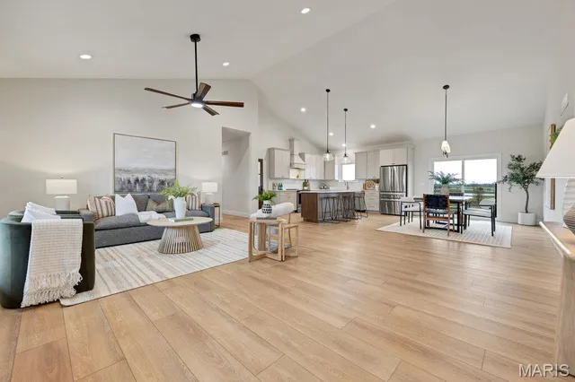 $595,000 | 70 Eagle Watch Drive, Silex, MO 63377