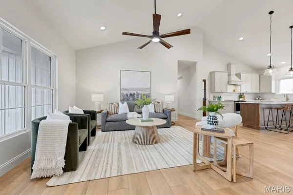 $589,000 | 70 Eagle Watch Drive, Silex, MO 63377