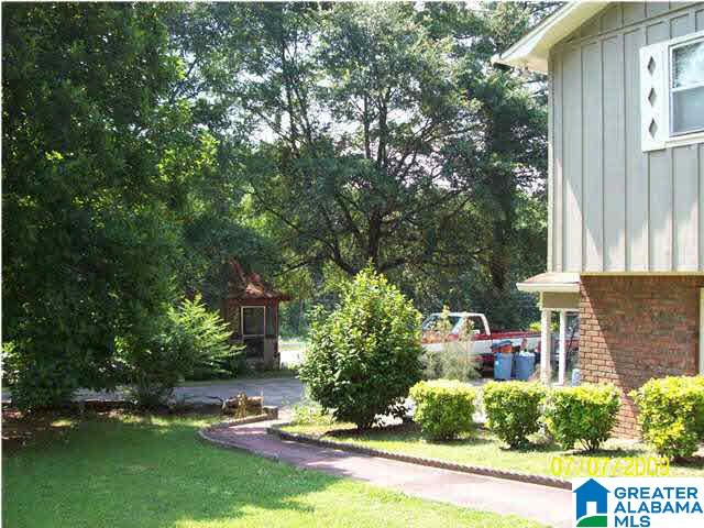 33 Bent Tree Drive Hayden, AL 35079 - Photo 4 of 20