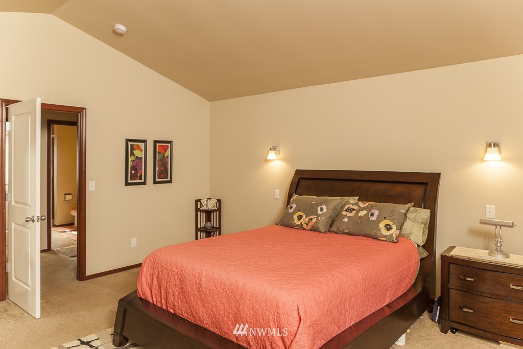324 Barry Loop Mount Vernon, WA 98274 - Photo 10 of 21 Gallery Image 10