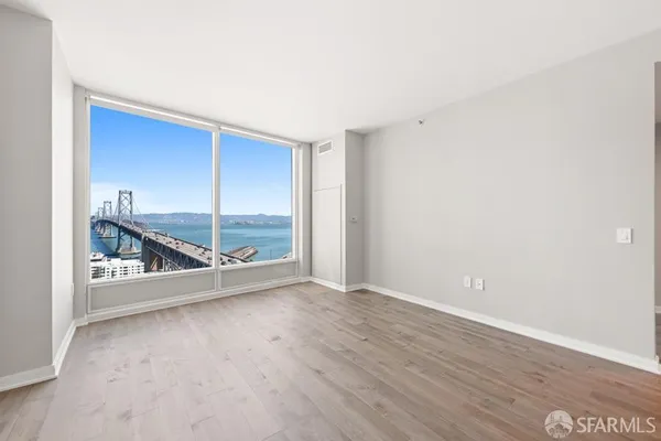 $6,200 | 425 1st Street, Unit 1801, San Francisco, CA 94105