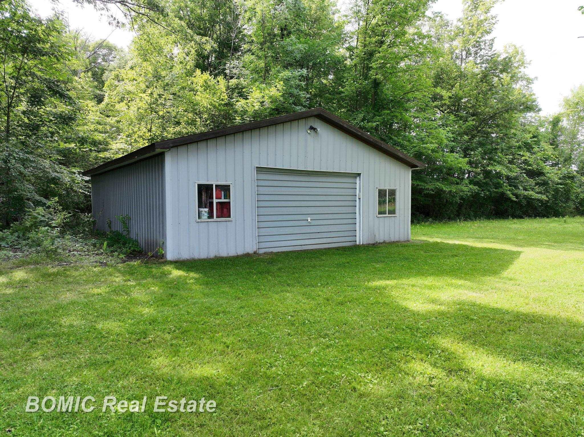 3745 North 11 Mile Road Pinconning, MI 48650 - Photo 25 of 29