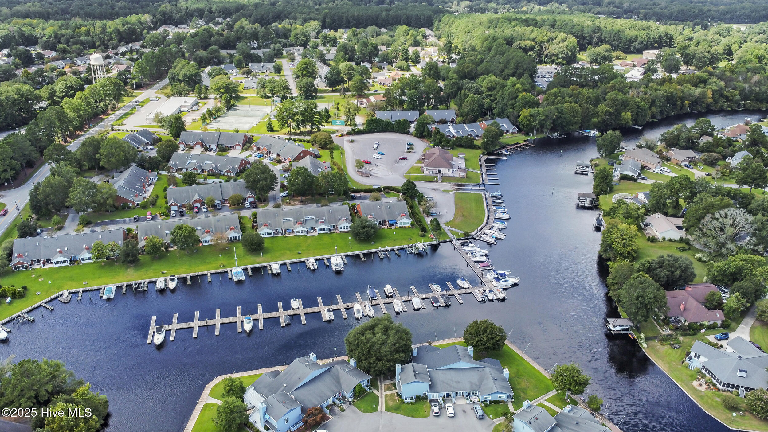 125 Pirates Road, Unit 5 New Bern, NC 28562 - Photo 31 of 36 31_6