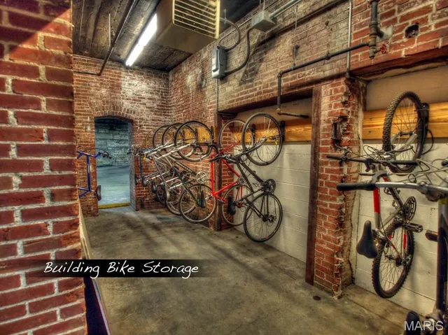 $339,000 | 901 Washington Avenue, Unit 702, St. Louis, MO 63101