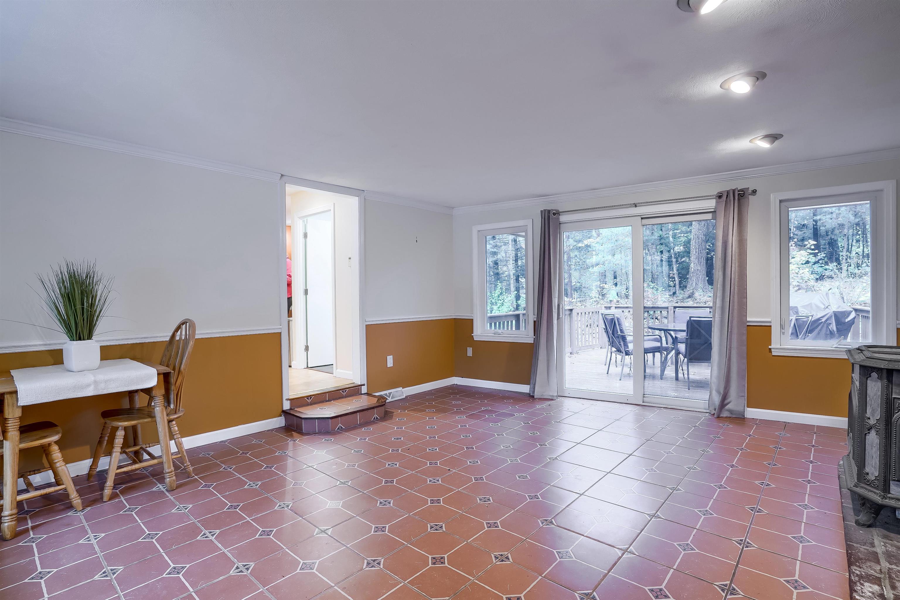13 Torrey Road Nashua, NH 03063 - Photo 15 of 37 Gallery Image 15