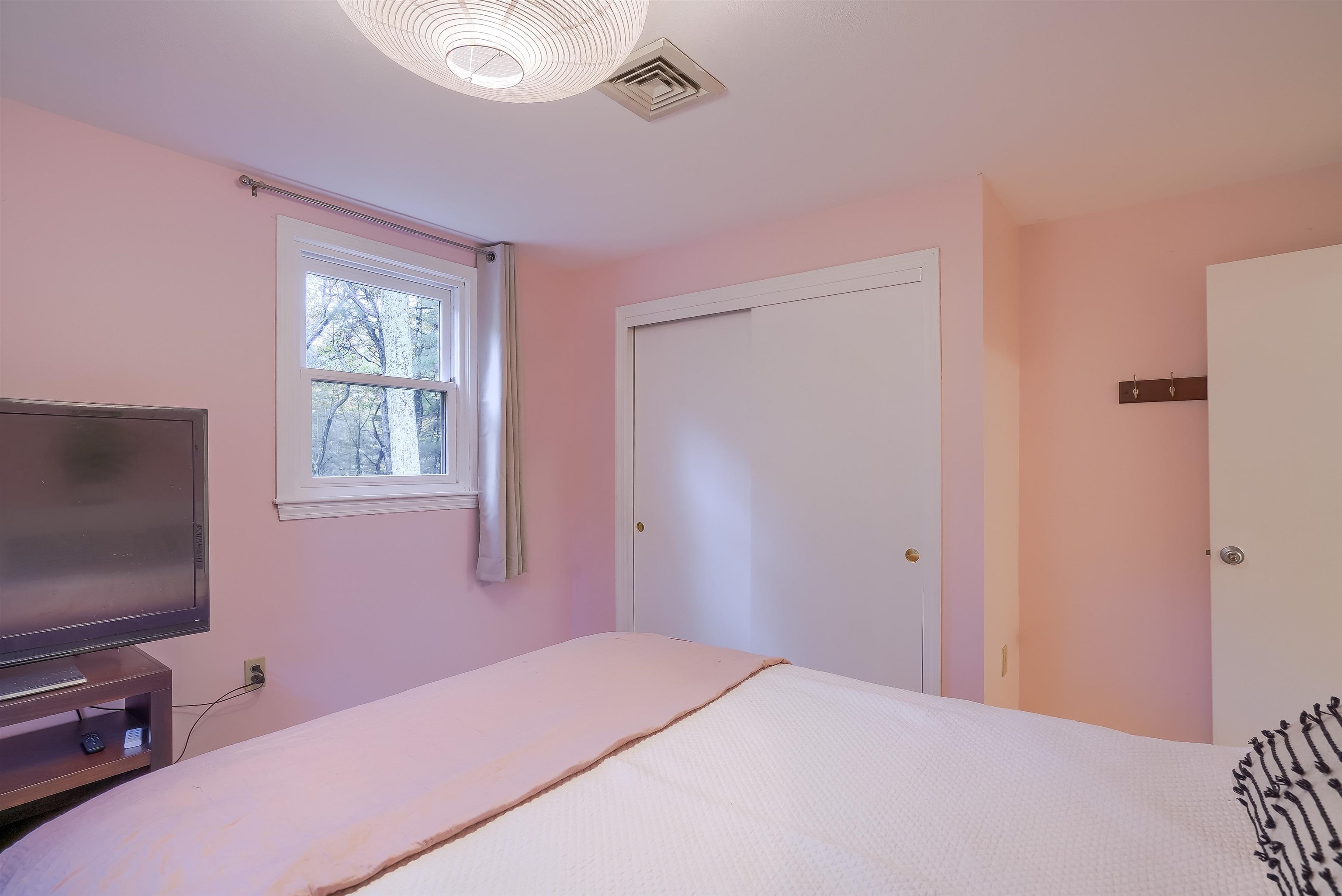 13 Torrey Road Nashua, NH 03063 - Photo 20 of 37 Gallery Image 20