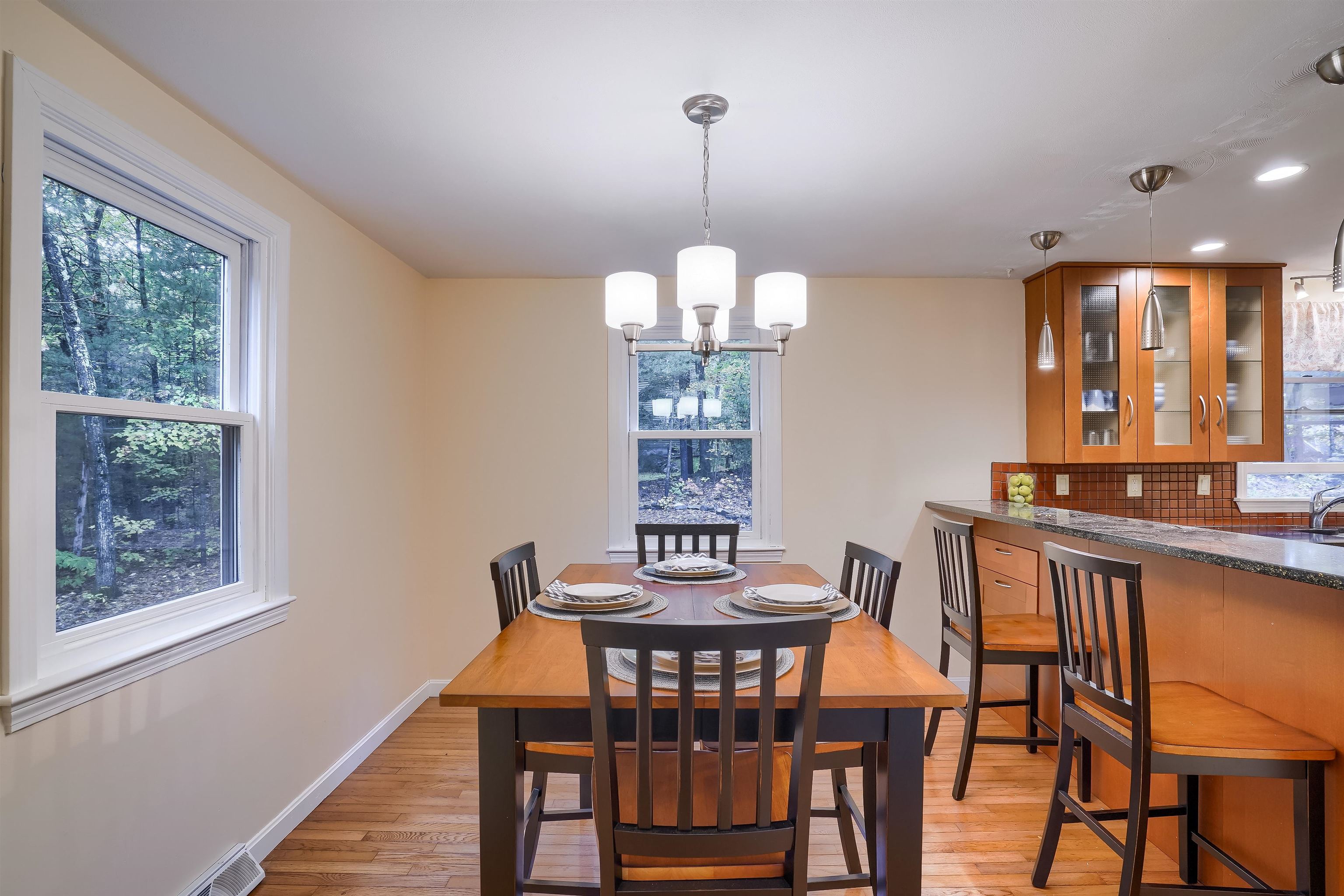 13 Torrey Road Nashua, NH 03063 - Photo 10 of 37 Gallery Image 10