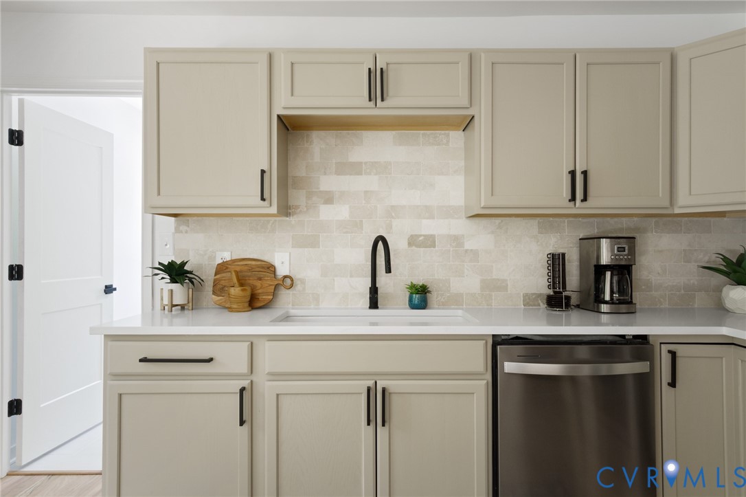 3056 Davis Mill Road Goochland, VA 23063 - Photo 17 of 46 Modern kitchen featuring neutral-toned cabinetry w