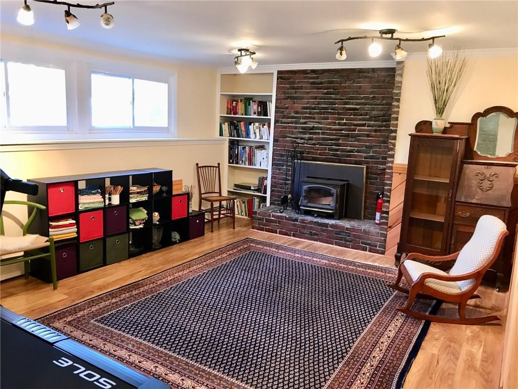 29 Philip Road Cape Elizabeth, ME 04107 - Photo 6 of 26 Family room on ground level