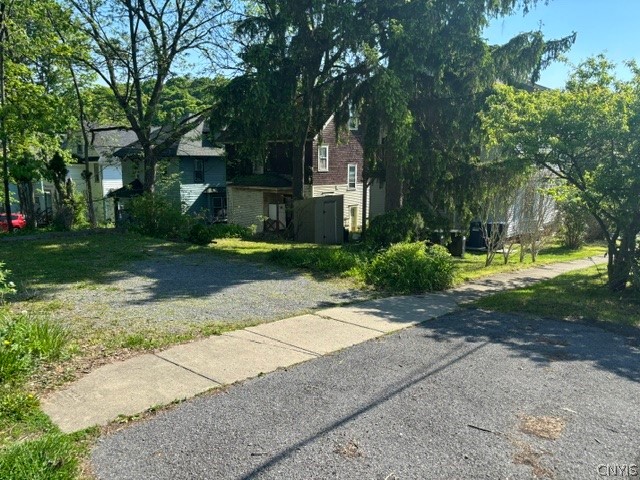 125 Kensington Road Syracuse, NY 13210 - Photo 4 of 44