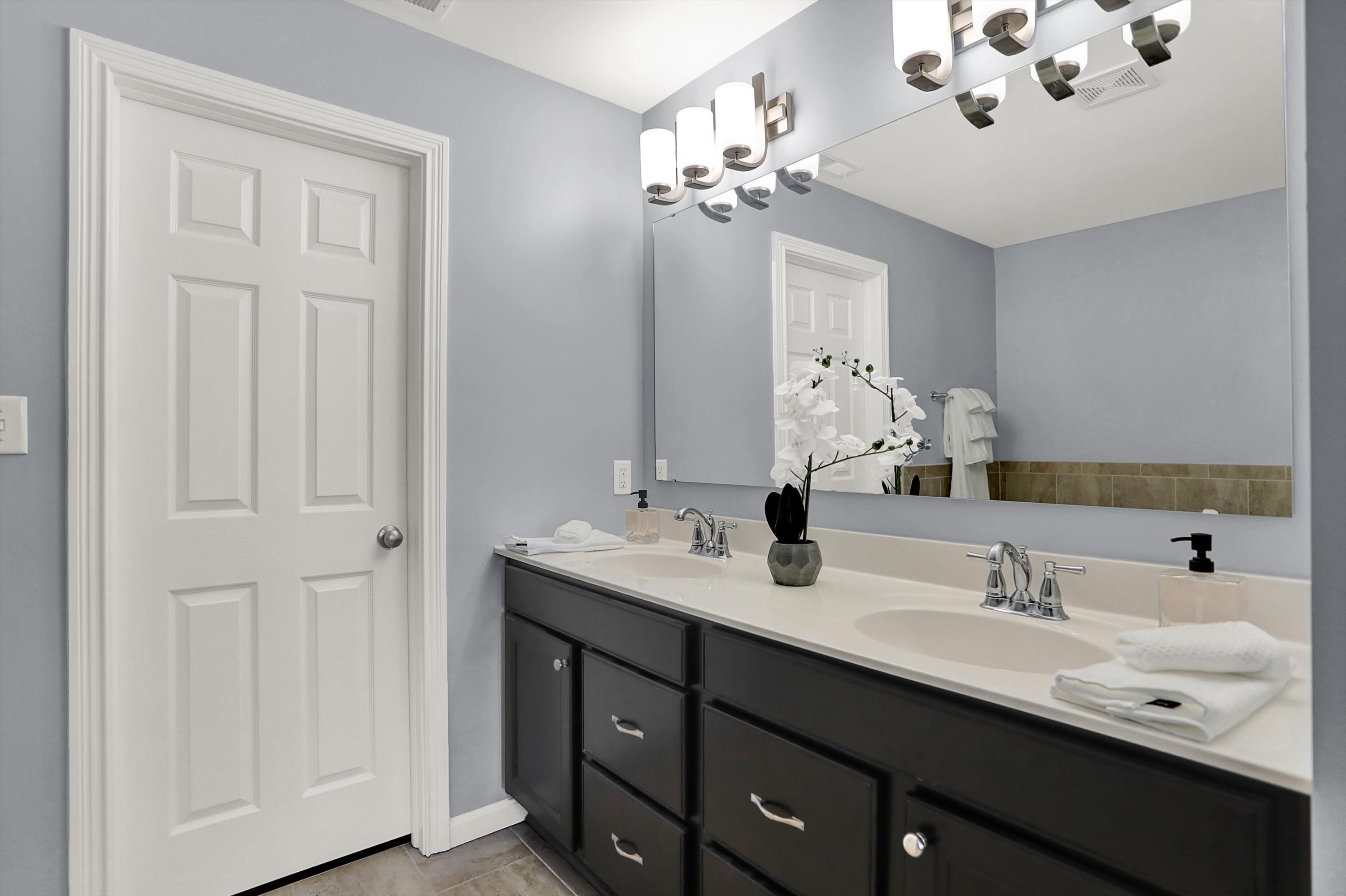 12558 Hidden Spring Cove Fishers, IN 46037 - Photo 33 of 55 Gallery Image 33