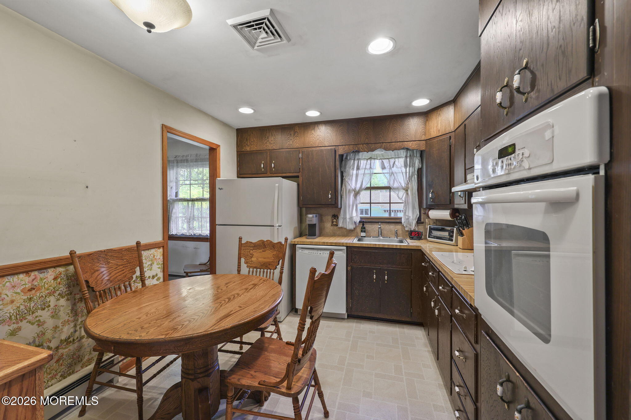 121 Durand Road Neptune, NJ 07753 - Photo 16 of 26 8-web-or-mls-LPM_6165