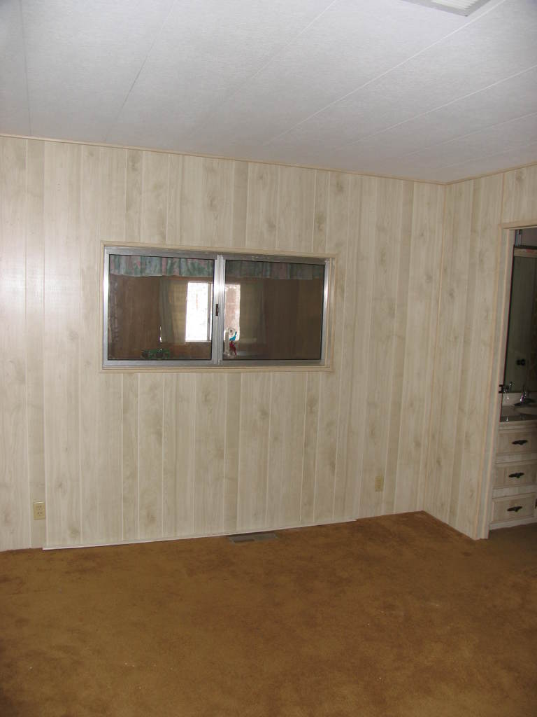 552850 Day Road McArthur, CA 96056 - Photo 14 of 20 Guest Bedroom