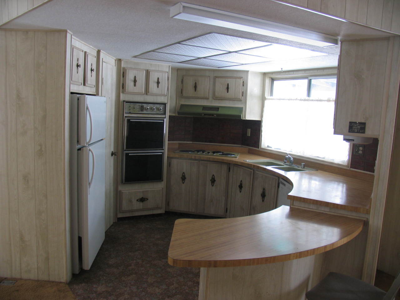 552850 Day Road McArthur, CA 96056 - Photo 8 of 20 kitchen
