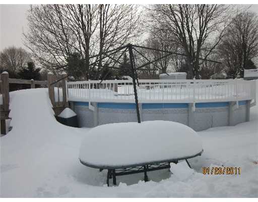 10 Meeting House Road Lincoln, RI 02865 - Photo 11 of 12 Yard/Garden.