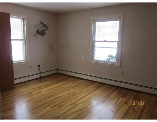 10 Meeting House Road Lincoln, RI 02865 - Photo 7 of 12 Bedroom.