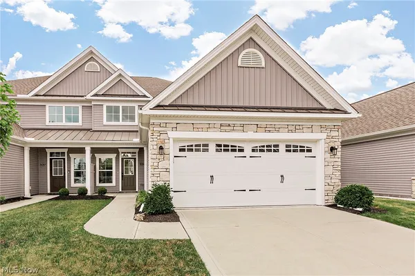 $369,000 | 5059 Shepherds Glen, Willoughby, OH 44094
