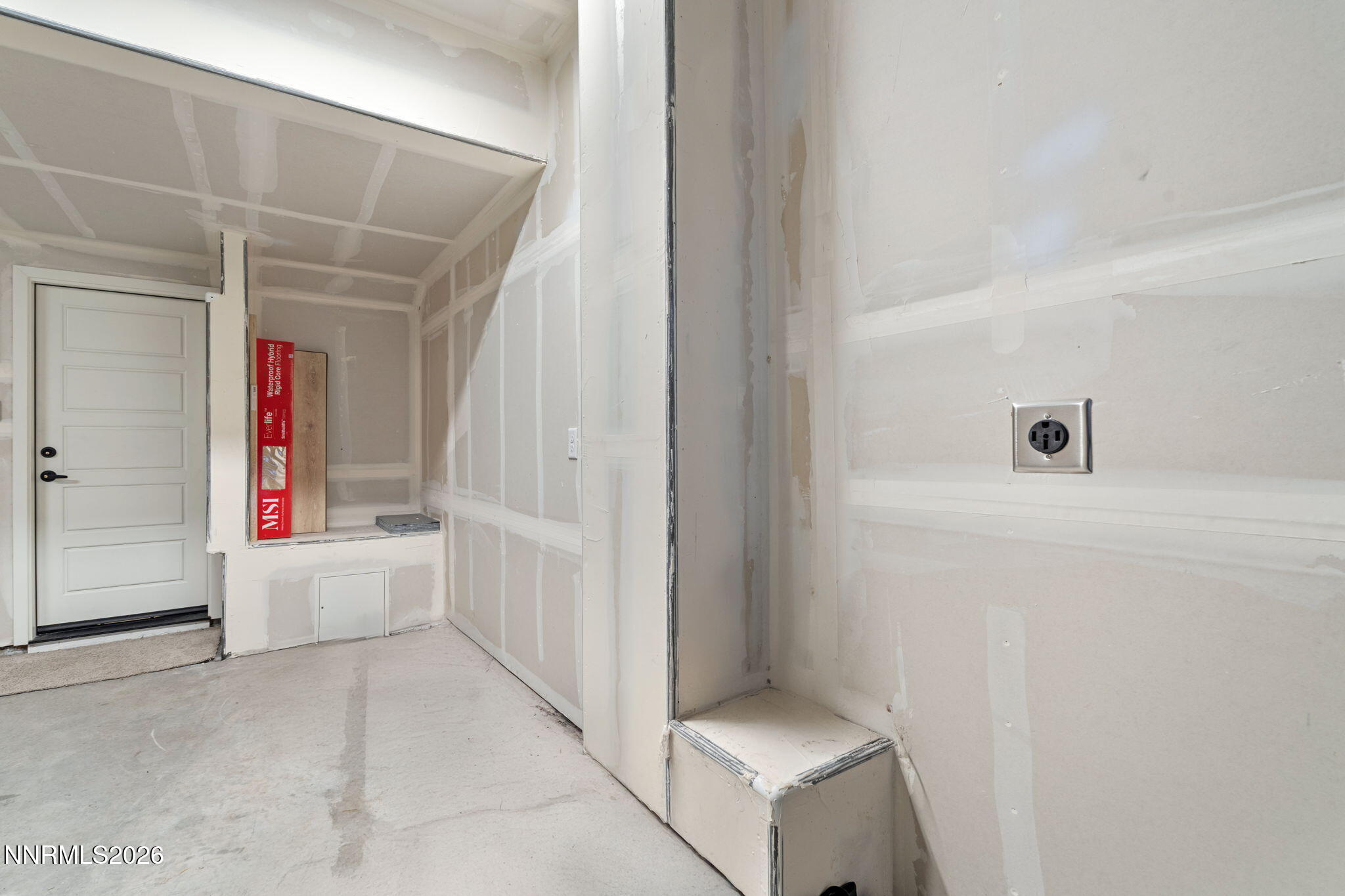 176 Rissone Lane Reno, NV 89503 - Photo 22 of 24 Garage