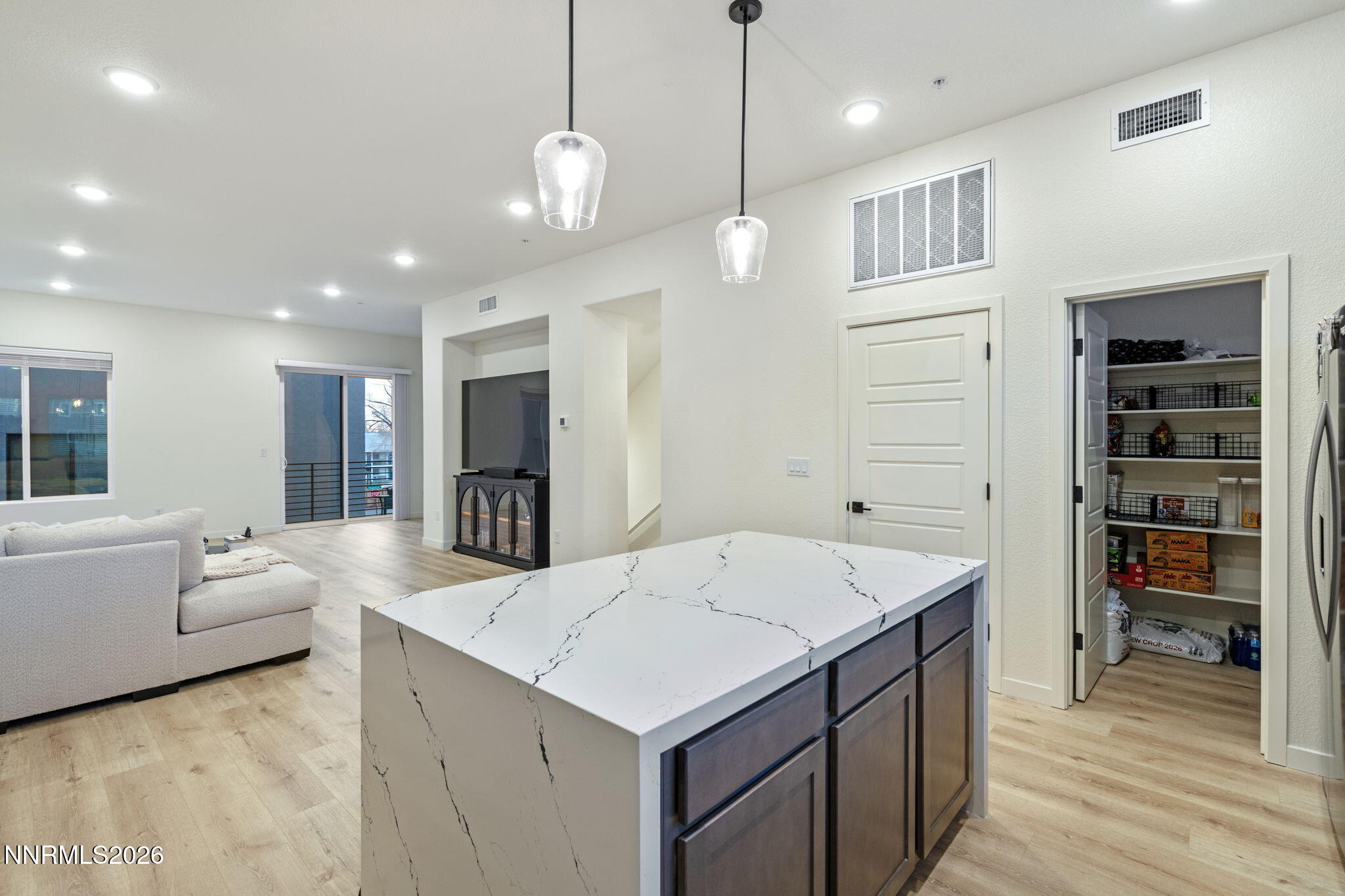 176 Rissone Lane Reno, NV 89503 - Photo 6 of 24 Kitchen