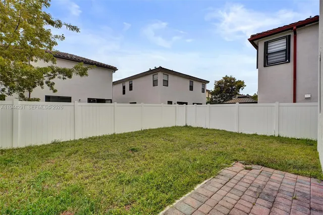 $900,000 | 3504 West 94th Street, Hialeah, FL 33018