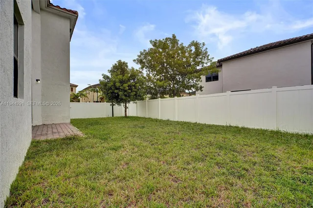 $900,000 | 3504 West 94th Street, Hialeah, FL 33018