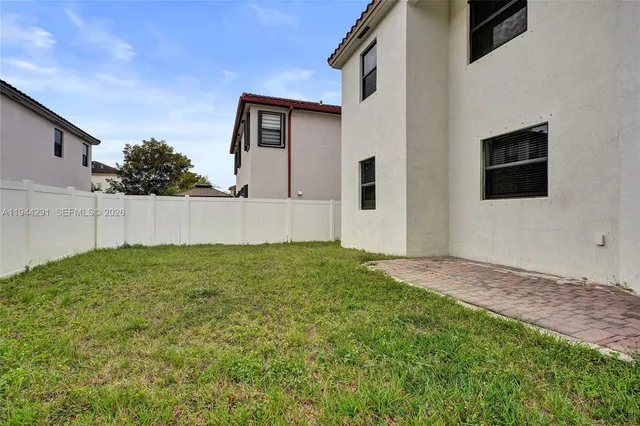 $900,000 | 3504 West 94th Street, Hialeah, FL 33018