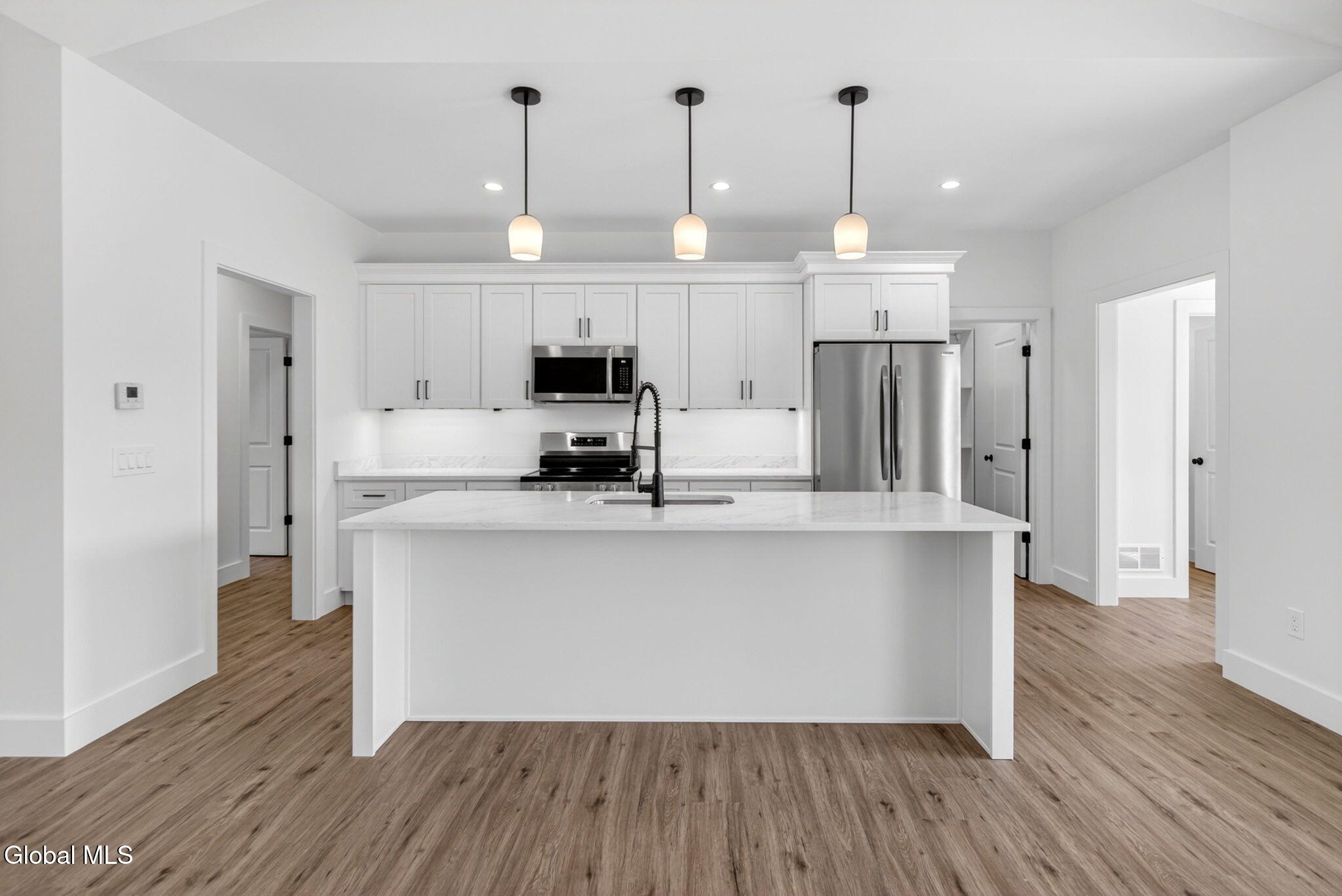 5 1/2 Gardner Road North Greenbush, NY 12198 - Photo 4 of 25 Interior 04