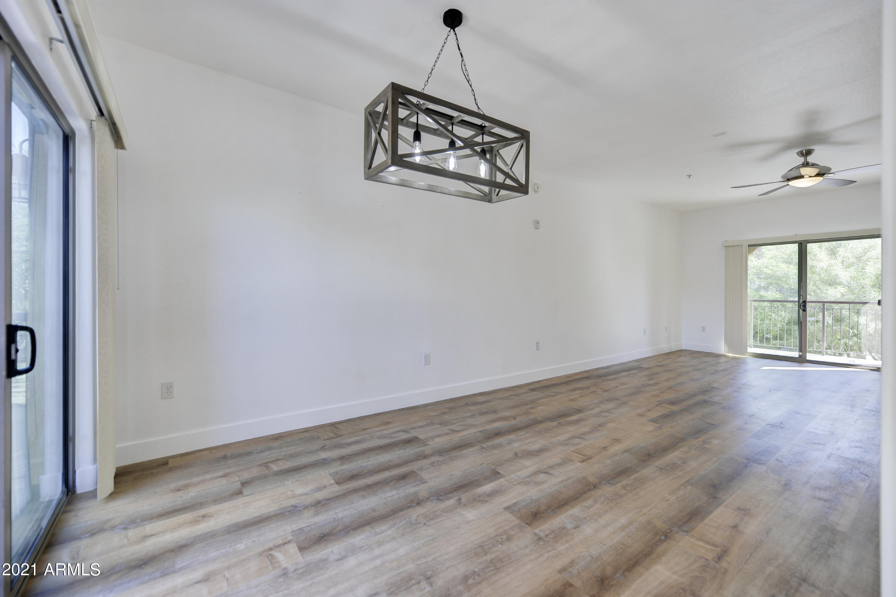 3935 East Rough Rider Road, Unit 1363 Phoenix, AZ 85050 - Photo 15 of 40 012_Dining II