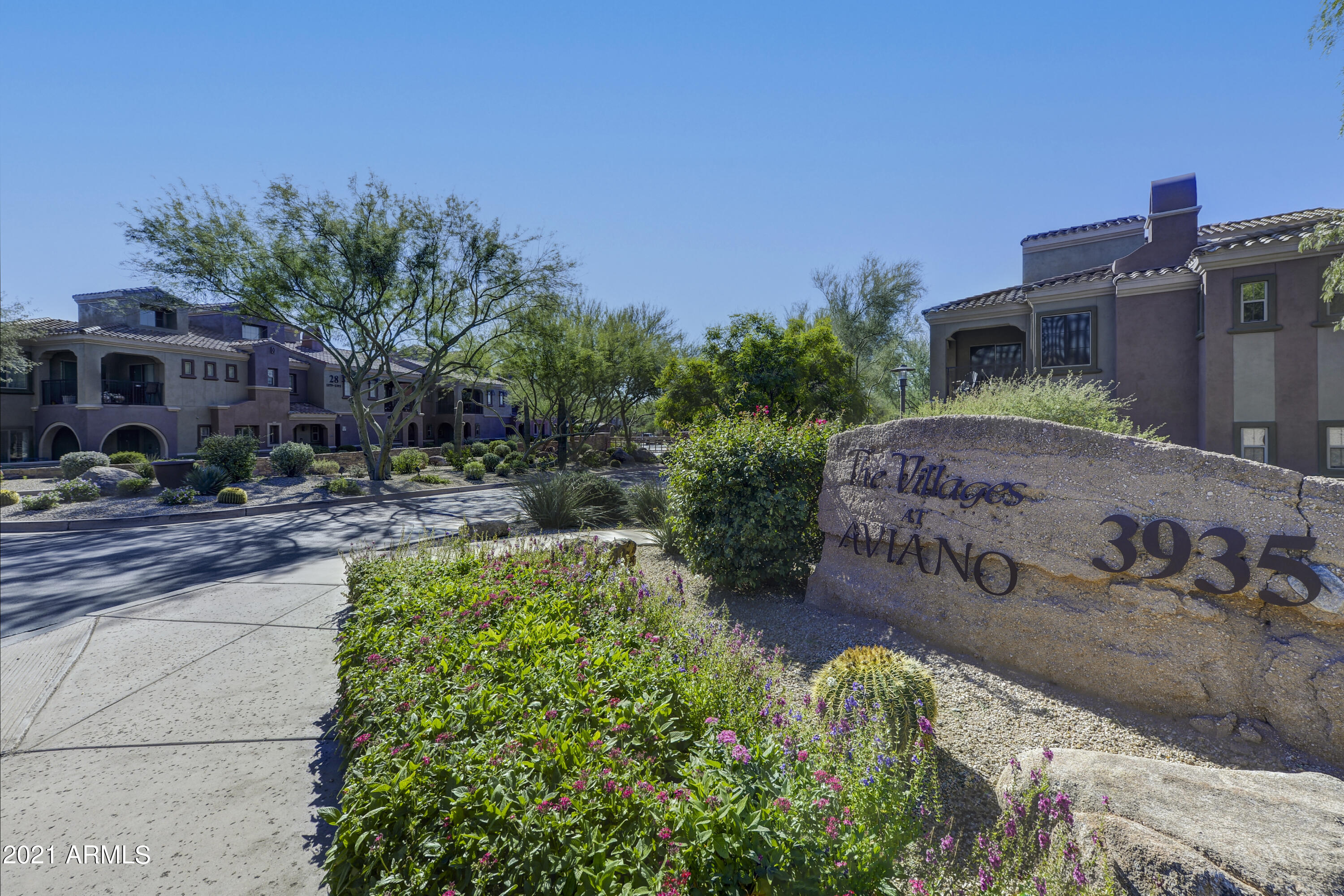 3935 East Rough Rider Road, Unit 1363 Phoenix, AZ 85050 - Photo 6 of 40 001_Area Entry