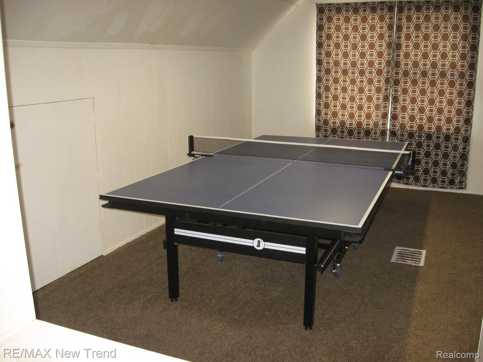 18704 Inkster Road Redford, MI 48240 - Photo 18 of 32 IMG_7025 (1).JPG