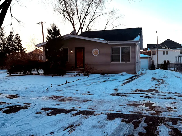 $419,000 | 568 West Avenue, Elmhurst, IL 60126