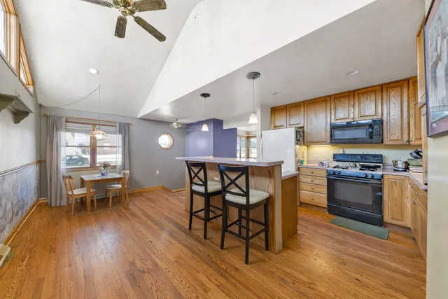 $419,000 | 568 West Avenue, Elmhurst, IL 60126