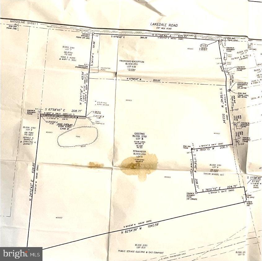 312 Lakedale Road Berlin, NJ 08009 - Photo 3 of 3 a bathroom with a sink and a shower