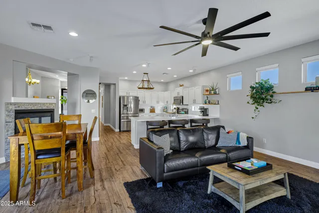 $685,000 | 3402 East Thornton Avenue, Gilbert, AZ 85297