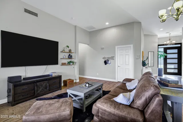 $685,000 | 3402 East Thornton Avenue, Gilbert, AZ 85297