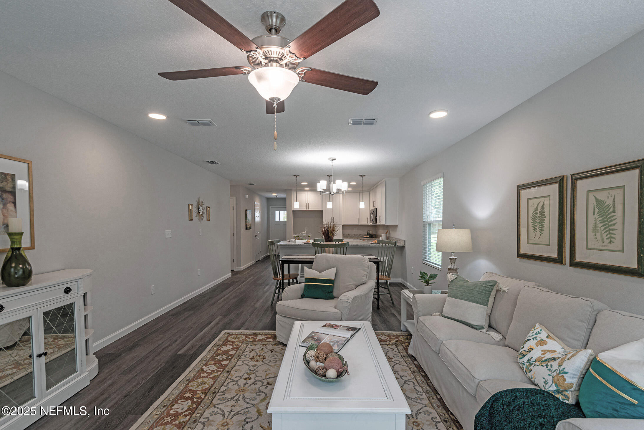 5311 Cruz Road Jacksonville, FL 32207 - Photo 4 of 37 DSC_0696-HDR