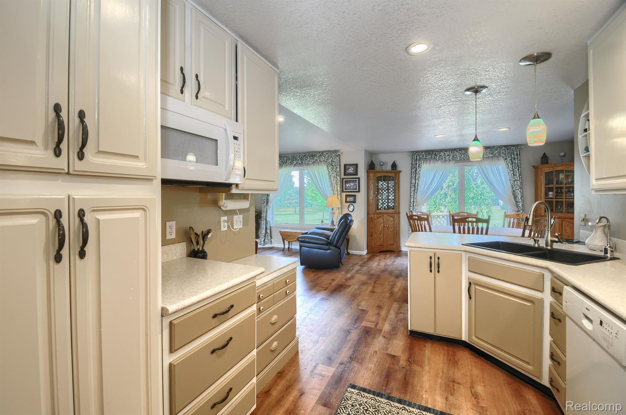 4914 Schott Road Mayville, MI 48744 - Photo 6 of 69 Gallery Image 6