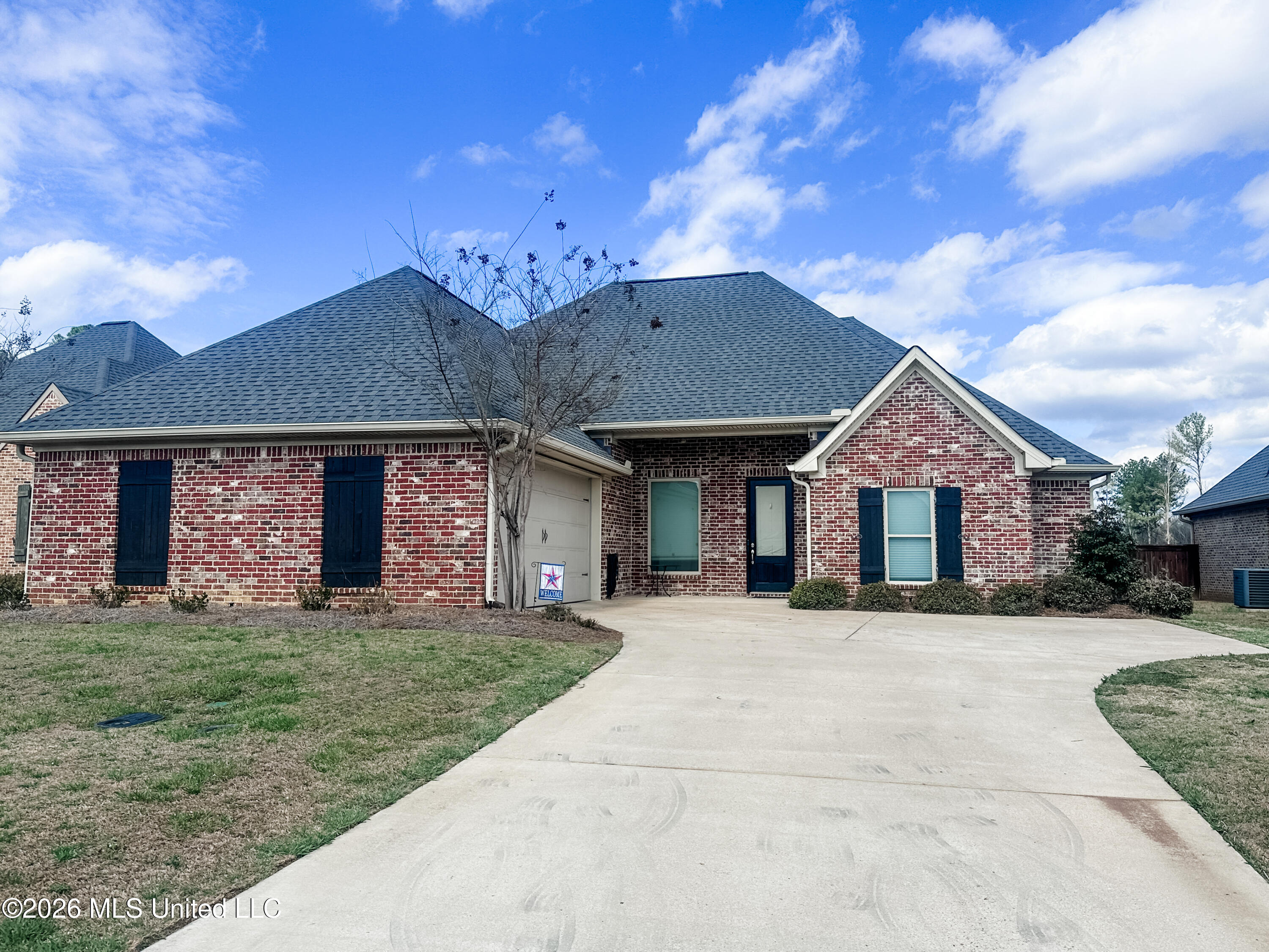 312 Royal Pond Circle Flowood, MS 39232 - Photo 1 of 18 IMG_6923