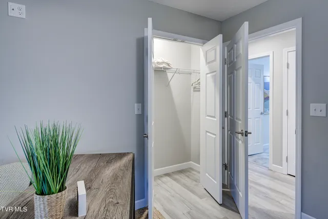 $320,000 | 700 A Johnson Avenue, Elizabethton, TN 37643