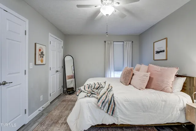 $320,000 | 700 A Johnson Avenue, Elizabethton, TN 37643