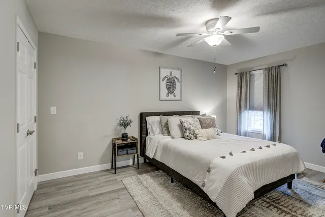 $320,000 | 700 A Johnson Avenue, Elizabethton, TN 37643