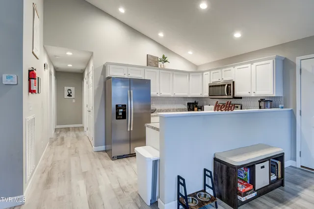 $320,000 | 700 A Johnson Avenue, Elizabethton, TN 37643